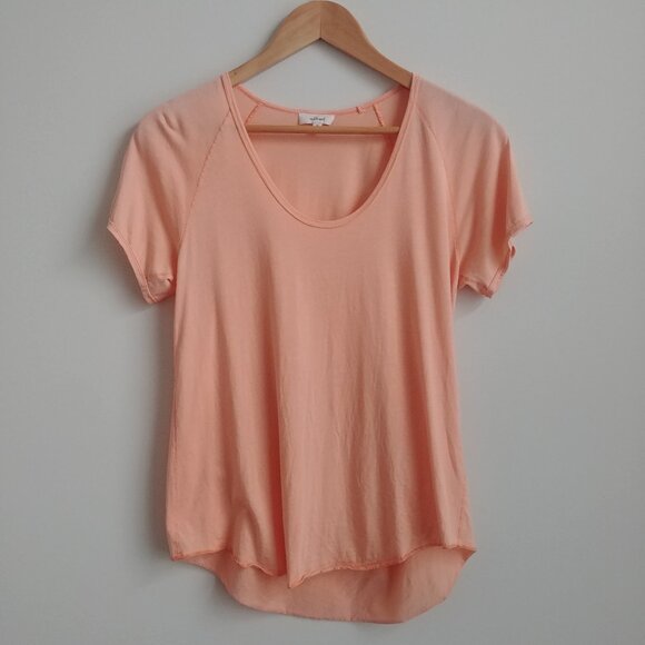 4/$20 Wilfred Aritzia soft pale orange melon T tee shirt Medium - Picture 1 of 9